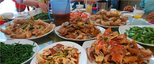 美食发现:深圳著名海鲜一条街乐园路攻略