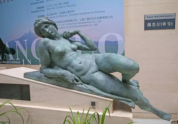 曾在上海世博会意大利馆展出米开朗基罗"昼夜晨暮"青铜版雕塑来松江了