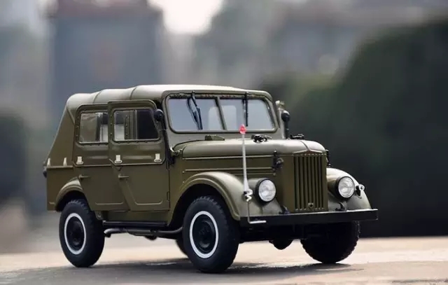 嘎斯是对前苏联"高尔基"汽车厂生产的汽车的称呼.