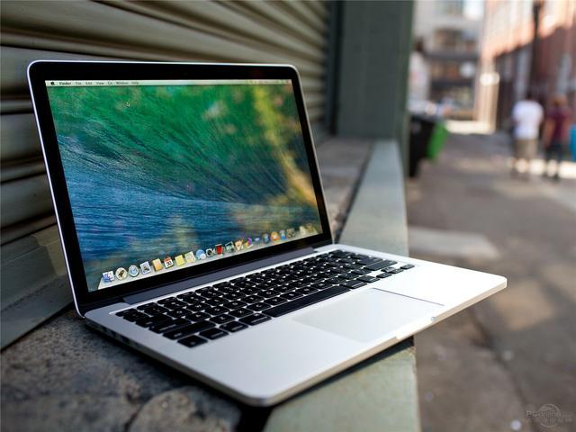 苹果 macbook pro    处理器部分采用了intel 酷睿i5 5257u处理器