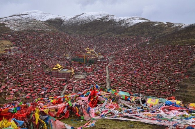 世界上最后一片净土—色达喇荣五明佛学院