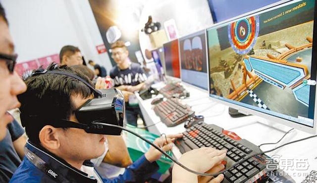 VR游戏赚钱套路揭秘!上万家线下店正重演网吧