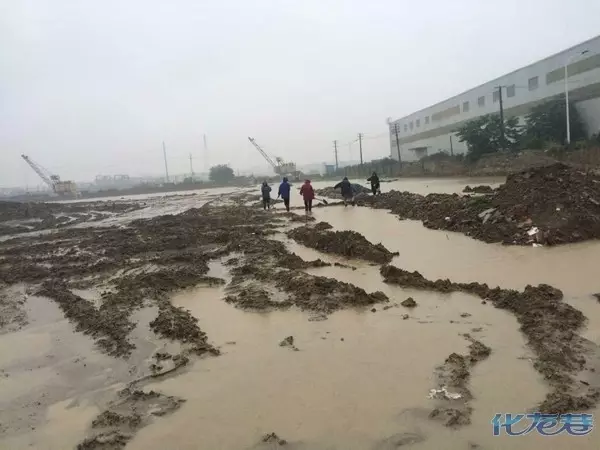 横山桥人口_横山桥汽车城(2)