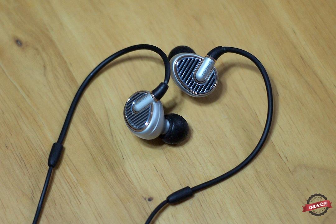【ZNDS众测】超强金属质感打造铜雀耳机