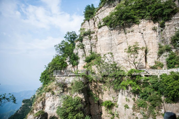 河北· 涞源白石山,恐高者勿入