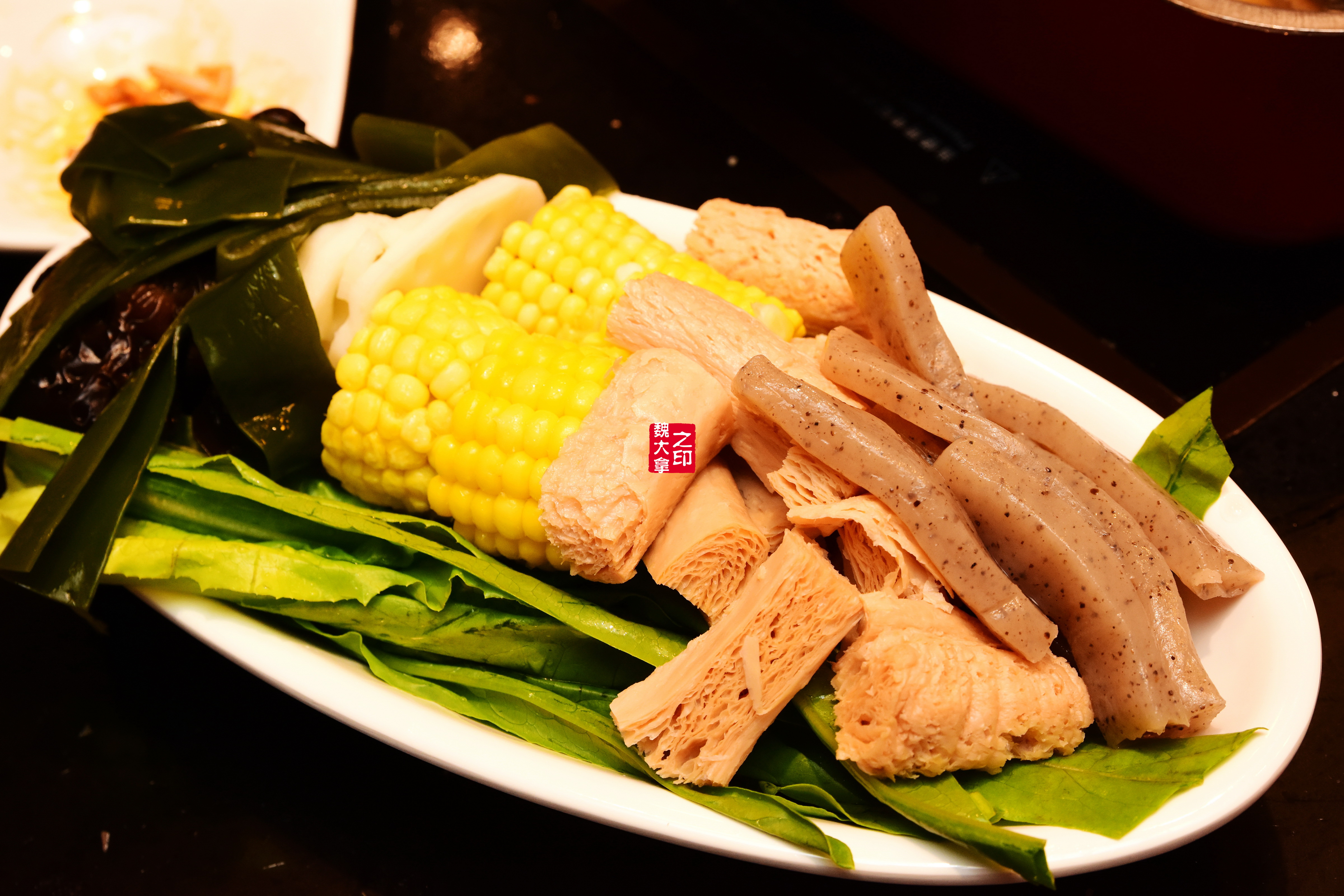鸡胗卷,又是一道新菜品,粉嫩嫩的颜色,入锅涮煮,口感爽脆!