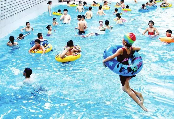 做宝宝幼儿游泳酷游的泳池安全吗?