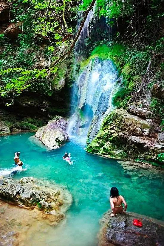 希腊一个海岛多少人口_希腊海岛风景图片大全(3)