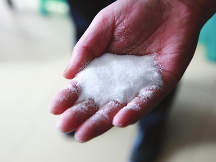 假劣食盐农村泛滥 畜牧用盐违法流入食盐市场