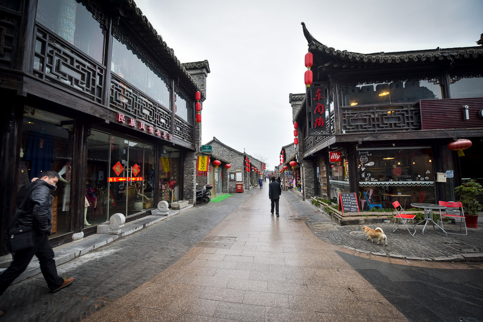 扬州,宜清风,宜月色,宜微雨,宜老饕.