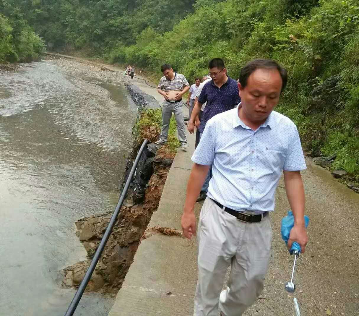 安化县清塘镇碧岩村灾后重建启动