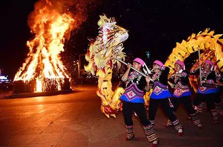 火把节要来啦!云南各地火把节攻略,夏夜里任你狂欢!