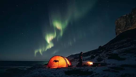 摄影世界中的冰岛瀑布、加拿大湖泊和挪威渔村
