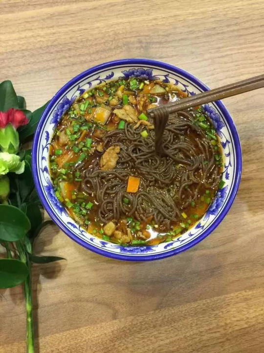 臊子荞面饸饹