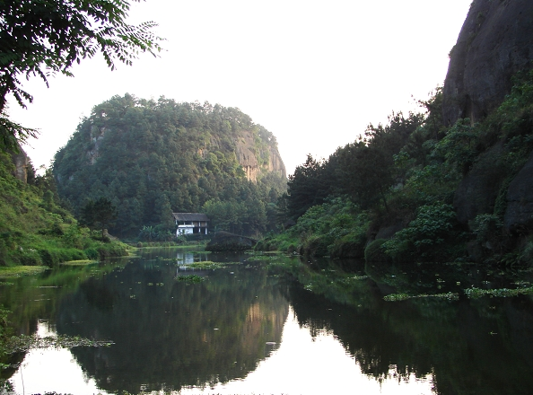 九龙峡旅游风景区,是资中县级旅游风景区,是离资中县城最近的生态旅游