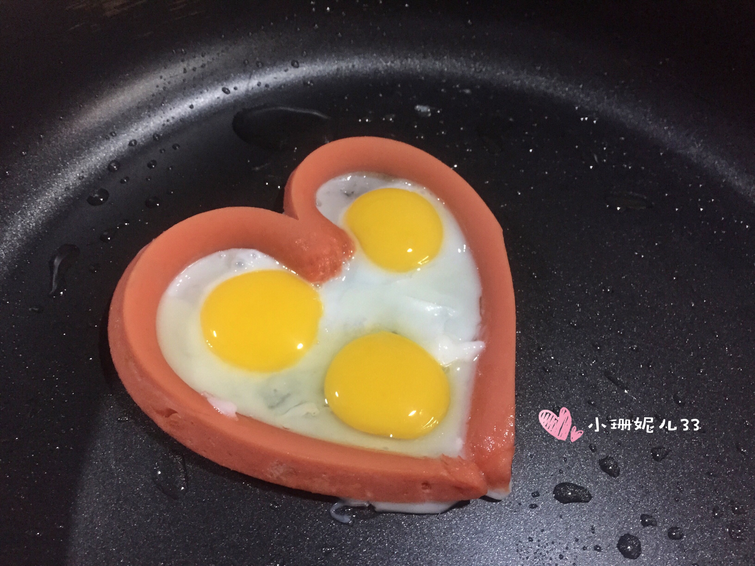爱心火腿早餐怎么做_爱心火腿早餐的做法_豆果美食