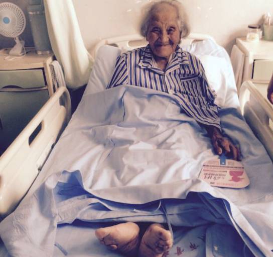 奇迹丨高龄不是手术禁区?104岁老人术后恢复