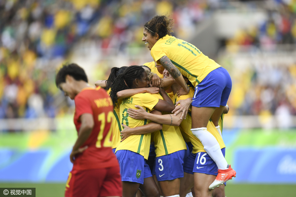 女足迎奥运揭幕战 女足全场被动0-3巴西 - 微信