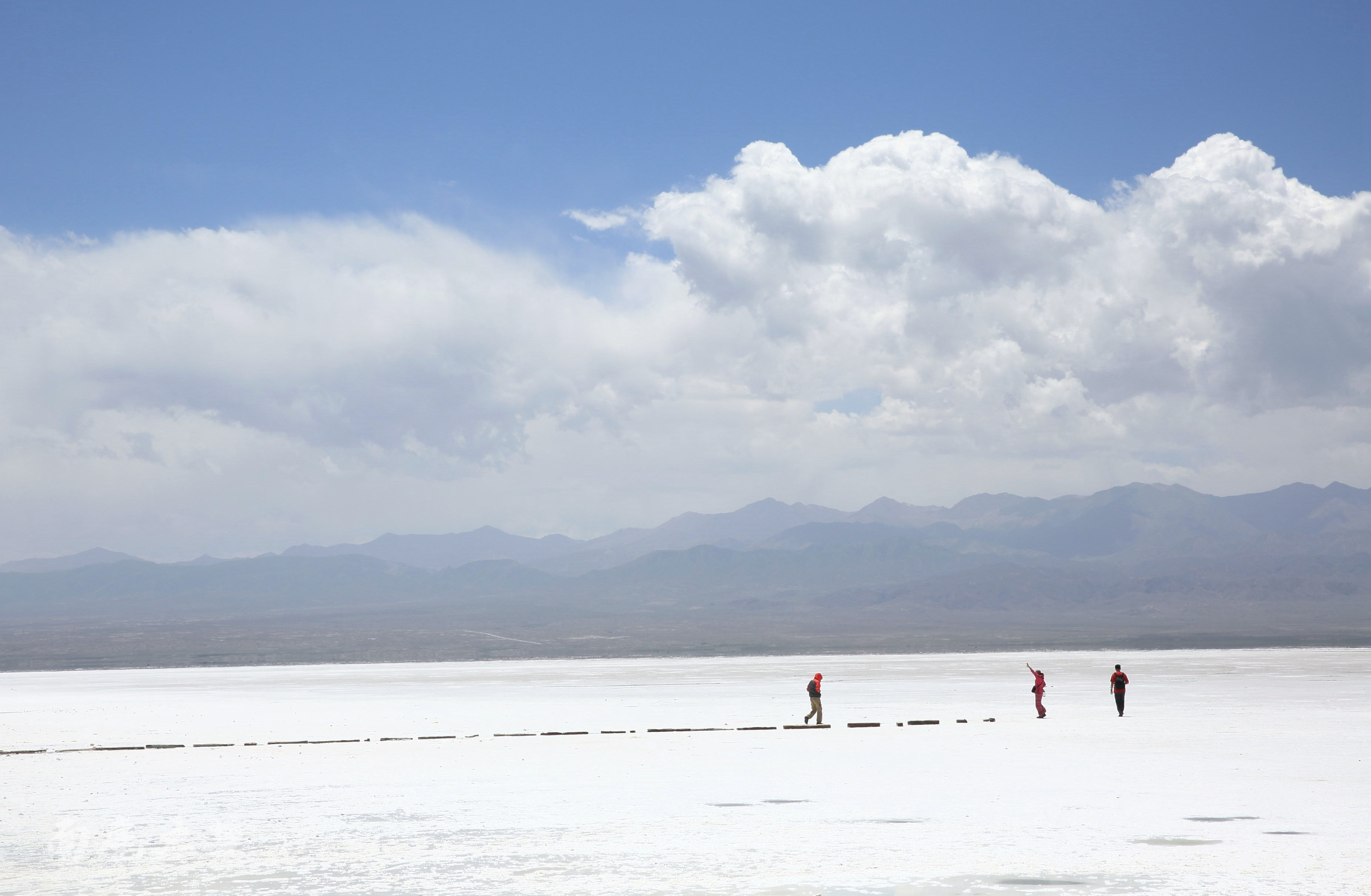 不用远赴玻利维亚，中国也有天空之境-搜狐旅游