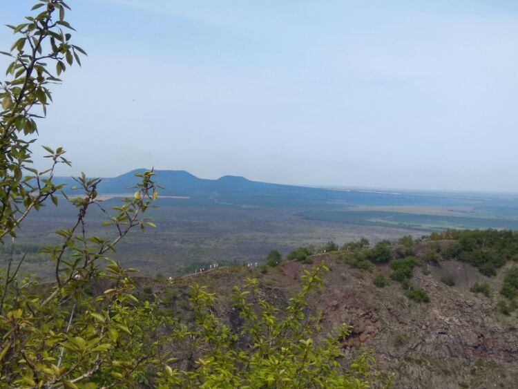 翠峦碧水生息地, 盛景奇观别有天——五大连池