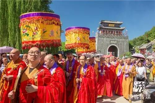 资讯开原九鼎龙泉寺五百罗汉堂万佛宝塔落成开光庆典