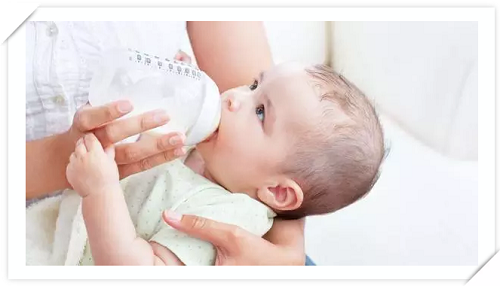 INFAT:宝宝胀气的症状+原因+怎么办+正确喂奶