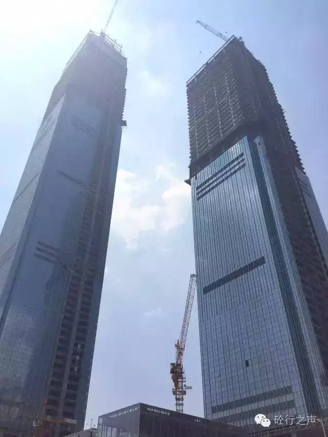 投资约180亿湖南第一高楼 高452米