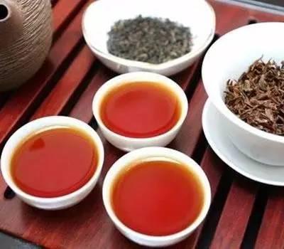 喝红茶能减肥吗?喝红茶的好处和坏处有哪些?
