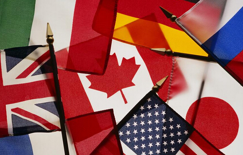 留学美国加拿大需要多少钱?每年30-50万
