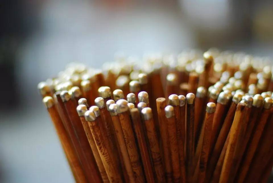使用期限超过6个月以的筷子,可能会滋生黄曲霉素