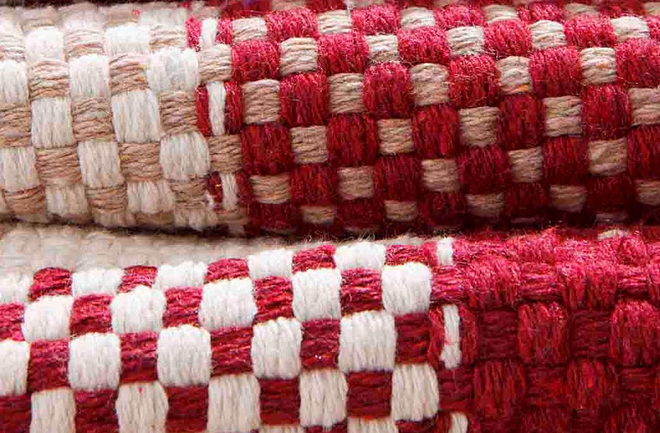 手工旧毛线编织地毯