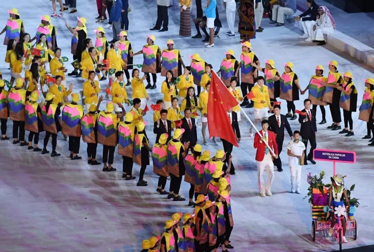 原来中国队奥运队服不都是番茄鸡蛋!?投票选你