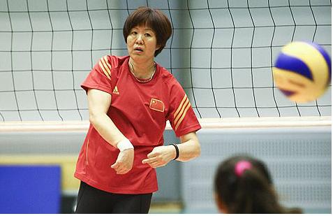 中国女排里约奥运会夺冠,郎平和队员功劳七三