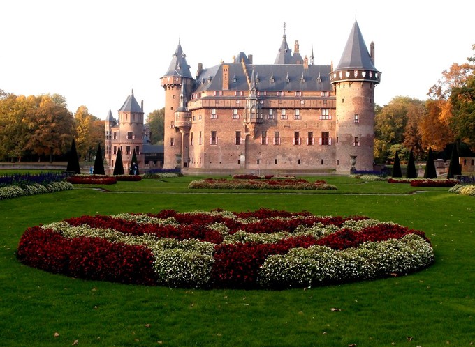 荷兰德哈尔城堡:每一个姑娘都有一个公主梦