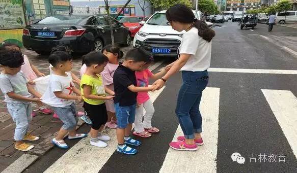 龙井市第二幼儿园开展开学安全教育第一课活动