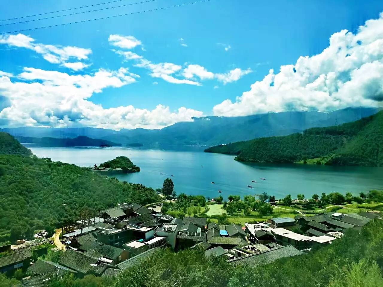 拍摄地   四川凉山州盐源县泸沽湖