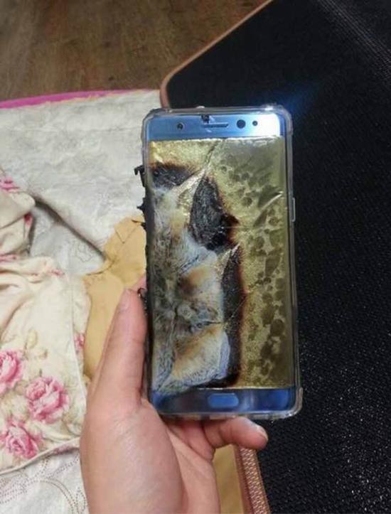 吓死宝宝了!三星 note 7发生爆炸