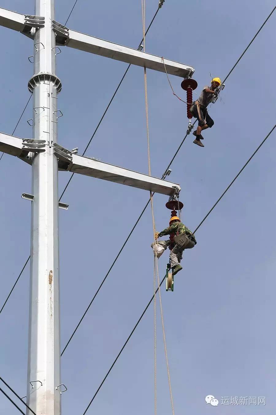 【37℃以上烈日下】35千伏城区东郊线实施线路走径改造