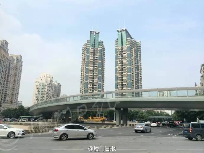 厦门湖滨北路常驻人口_厦门速度引发央媒惊叹 经过台风才知道 厦门最美的风