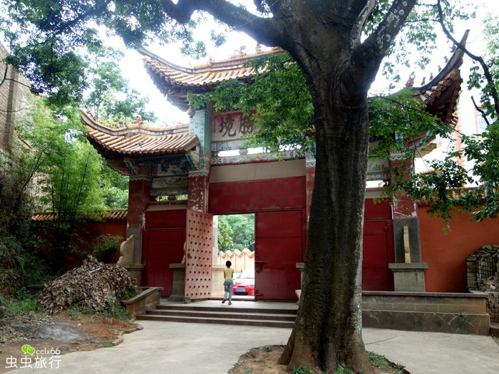 探访隐秘于昆明周边的古寺公园-海潮寺|龙泉寺