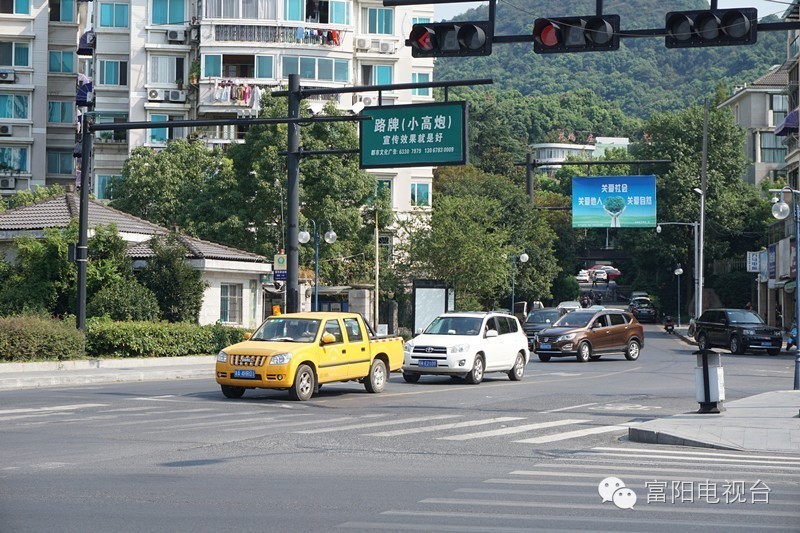 富阳多少人口_富阳ktv男女龌龊图片