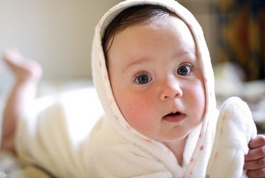 两个月的宝宝出湿疹了用什么能治?