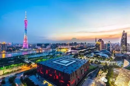 中国突破万亿GDP二线城市_我国gdp突破100万亿(3)