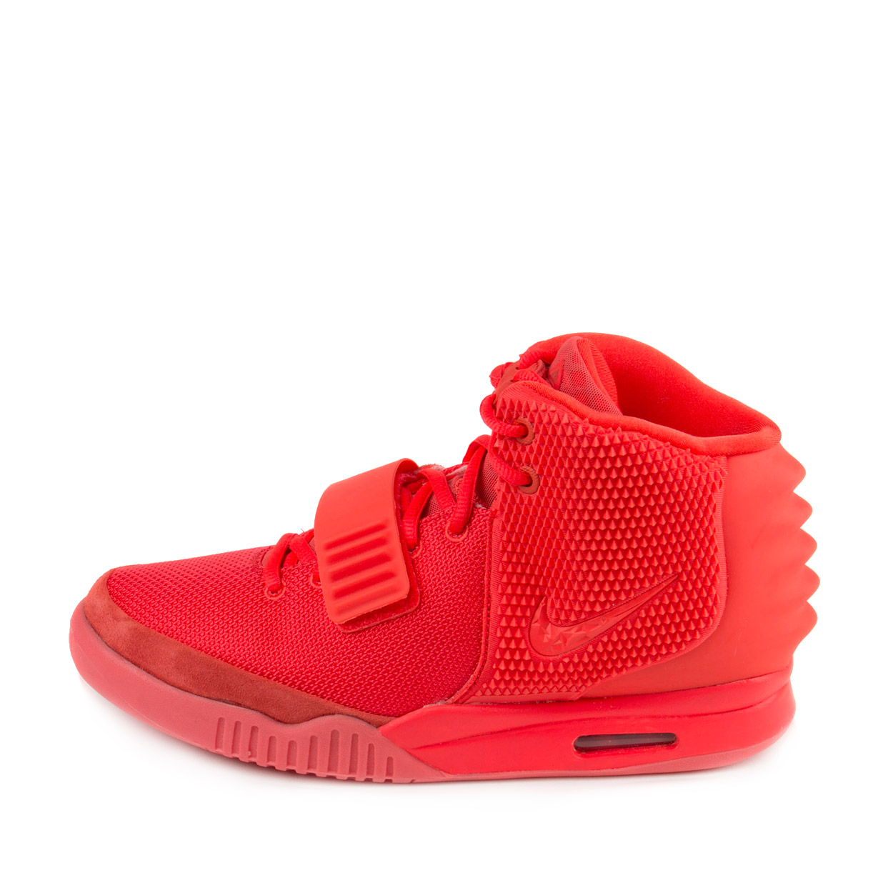 沃尔玛上架红色十月nike air yeezy 2 ?