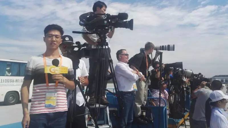107记者探营新闻中心,在萧山机场迎接这些大咖