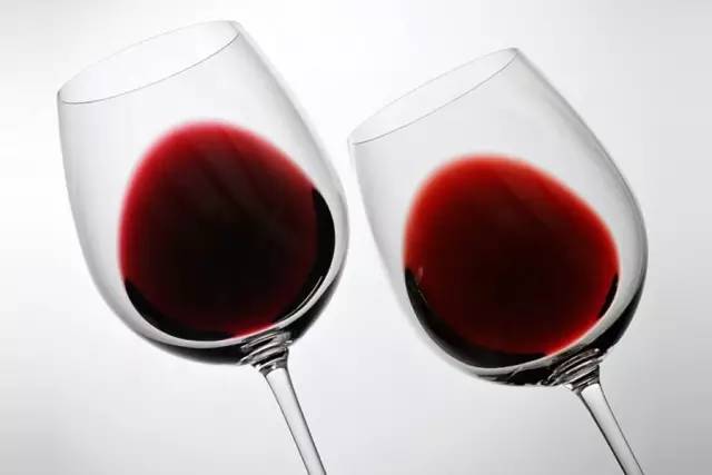 为什么有些葡萄酒陈年后更好喝?