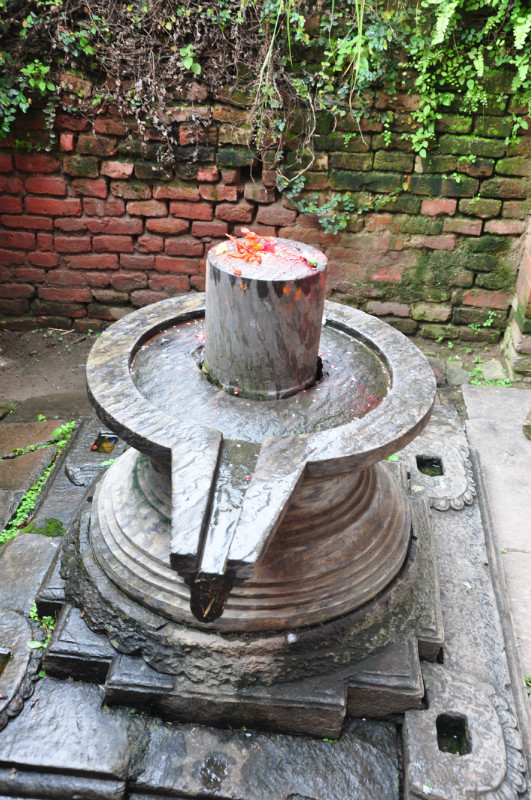 尼泊尔:在巴德岗看娇羞的性爱神庙