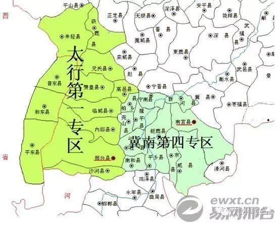 其它 正文  毛泽东在晋察冀军区司令部所在地河北阜平县的城南庄时,据图片