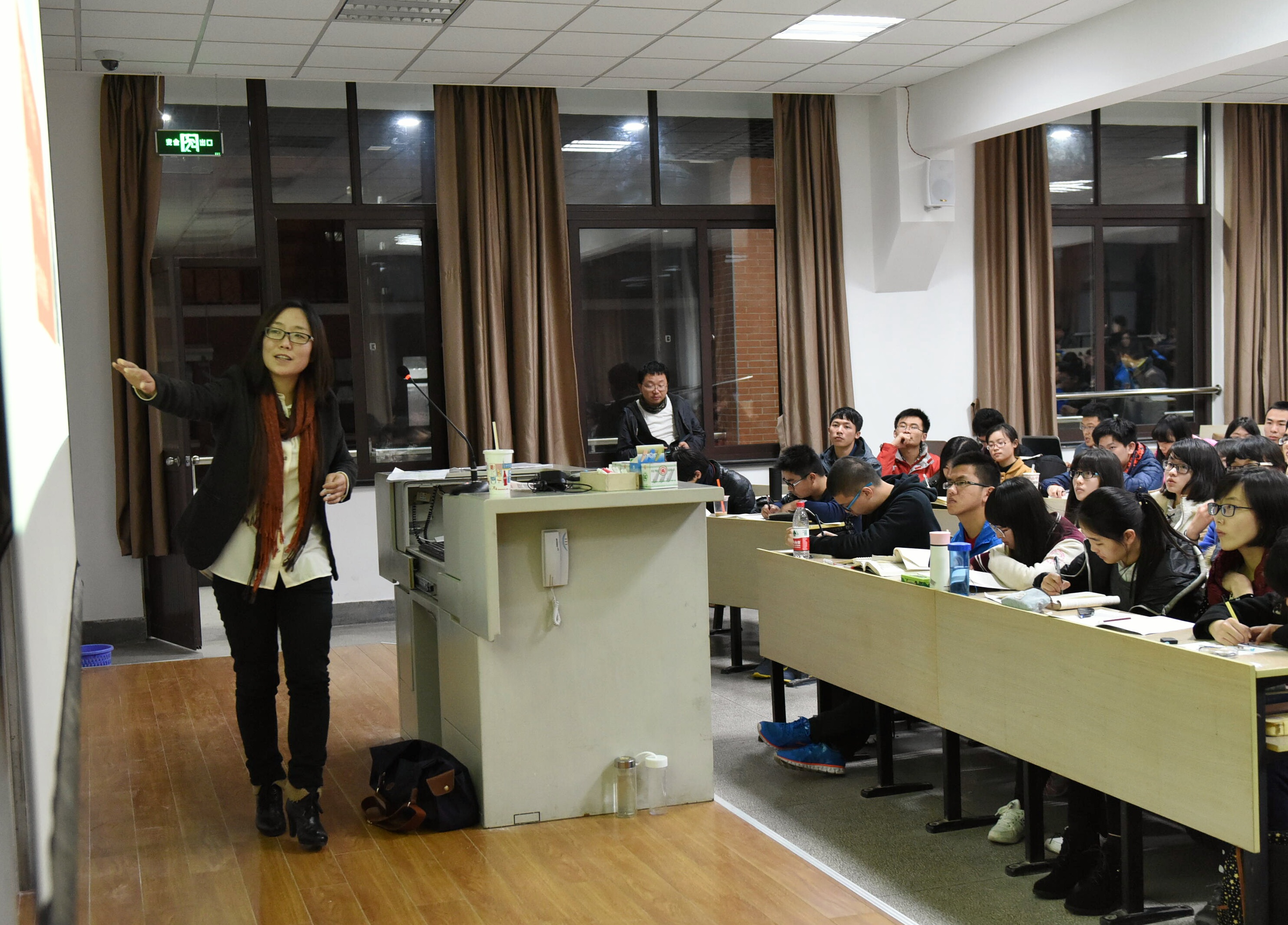 复旦大学五位青年教师在第二届上海高校青年教