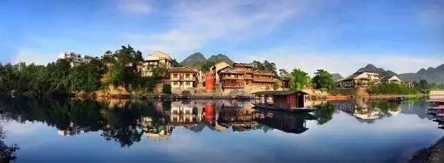 大溪酉水河风景区位于秀山县东北角大溪乡,是国家3a级景区,全长约15